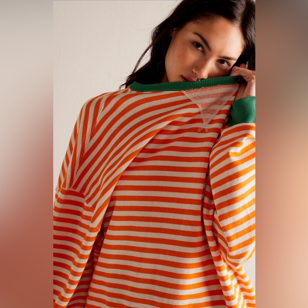 We The Free Classic Striped Oversized Crewneck - Picture 2 of 16
